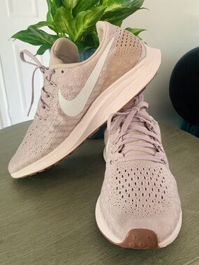 Women’s Nike Air Zoom Pegasus 35
